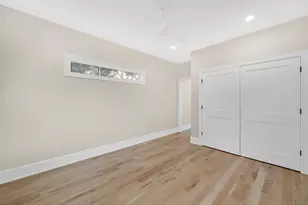 33 Middlebrook Pl, Fairfield, CT 06824 - Photo 21