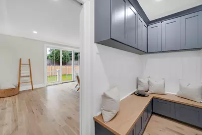 33 Middlebrook Place, Fairfield, CT 06824 - Photo 15