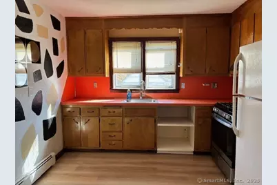 111 Parkview Avenue #1, Bridgeport, CT 06606 - Photo 7