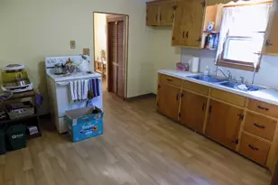 10 Henry St, Bristol, CT 06010 - Photo 11