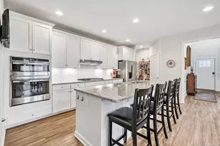 930 Tillinghast Dr, Oxford, CT 06478 - Photo 13