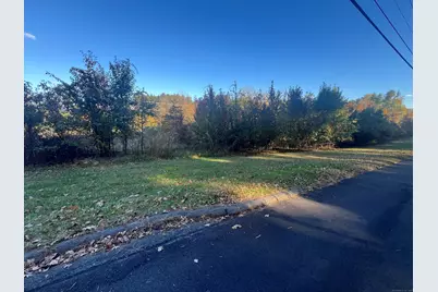 68 Tariffville Road, Bloomfield, CT 06002 - Photo 3