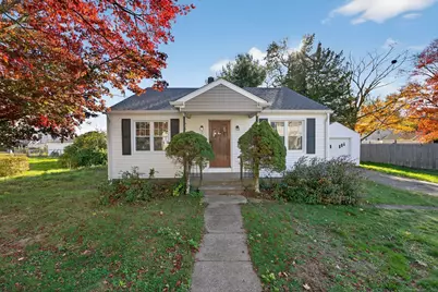 8 Quinebaug Road, Norwich, CT 06360 - Photo 1