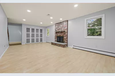 7 Woodmont Road, Avon, CT 06001 - Photo 13