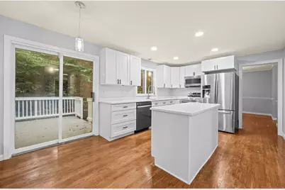 7 Woodmont Road, Avon, CT 06001 - Photo 3