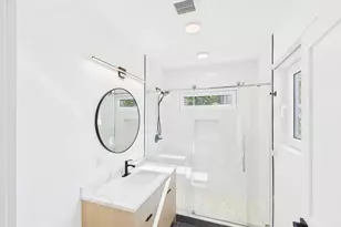 904 Quinnipiac Ave, New Haven, CT 06513 - Photo 9