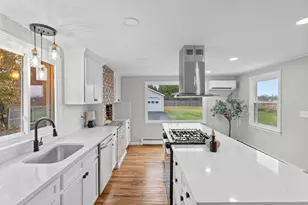 72 Spencer St, Suffield, CT 06078 - Photo 3