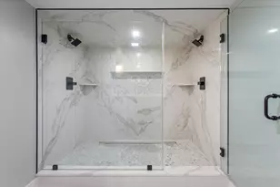 255 Maplewood Ave, Milford, CT 06460 - Photo 25