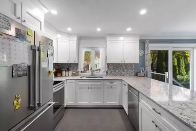 255 Maplewood Avenue, Milford, CT 06460 - Photo 5