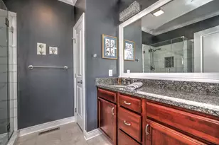 206 Deerfield Ln, Orange, CT 06477 - Photo 17