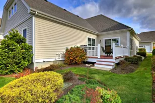 206 Deerfield Ln, Orange, CT 06477 - Photo 31