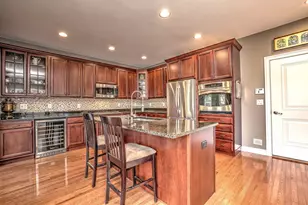 206 Deerfield Ln, Orange, CT 06477 - Photo 13