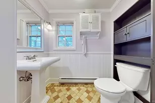 70 Lawlor St, Waterbury, CT 06708 - Photo 11