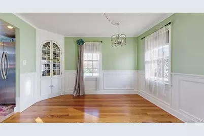 70 Lawlor Street, Waterbury, CT 06708 - Photo 5