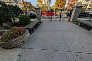 393 Laurel Ave, Bridgeport, CT 06605 - Photo 3