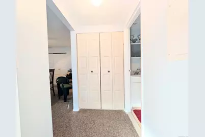 393 Laurel Avenue #APT 203, Bridgeport, CT 06605 - Photo 21