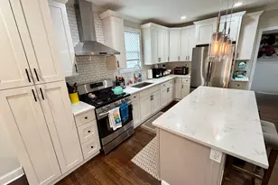 26 Grove St, Trumbull, CT 06611 - Photo 3