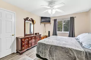 132 Country Pl, Shelton, CT 06484 - Photo 29