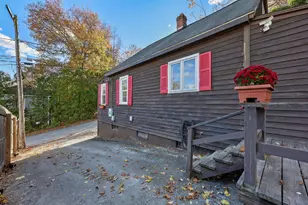 18 Lake Blvd, East Hampton, CT 06424 - Photo 23