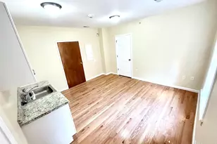 135 W Main St, Waterbury, CT 06702 - Photo 3