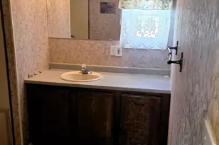 301 S Main St, Newtown, CT 06470 - Photo 11