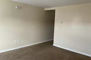 22 Oak St, Naugatuck, CT 06770 - Photo 7