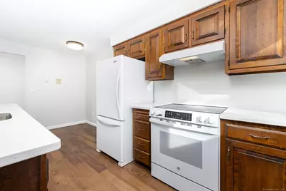 29 Harbour Village #D, Branford, CT 06405 - Photo 15