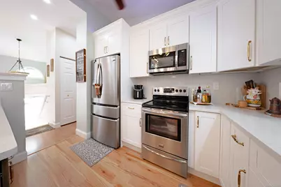 23 Pondview Terrace, East Haven, CT 06512 - Photo 9