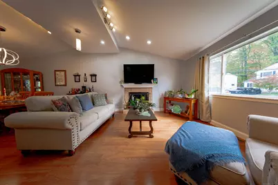 23 Pondview Terrace, East Haven, CT 06512 - Photo 7