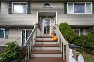 23 Pondview Terrace, East Haven, CT 06512 - Photo 5