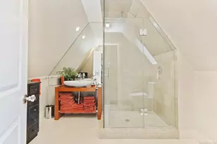 11 Old Hill Rd, Westport, CT 06880 - Photo 25