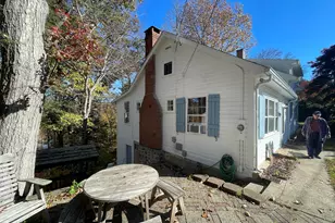 89 Alpine Dr, Newtown, CT 06482 - Photo 3