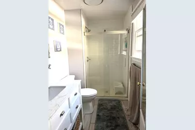 10 Seventh Avenue, Waterford, CT 06385 - Photo 9