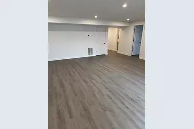 250 Dayton Road, Bridgeport, CT 06606 - Photo 19