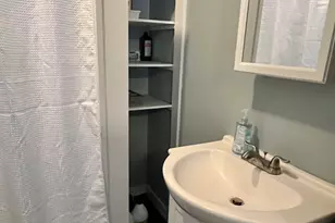 39 Pearl St, Groton, CT 06355 - Photo 15