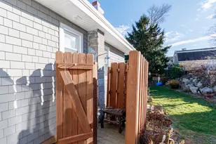 18 Bay St, Guilford, CT 06437 - Photo 25