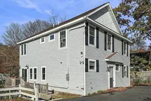 276 Niantic River Rd, Waterford, CT 06385 - Photo 3