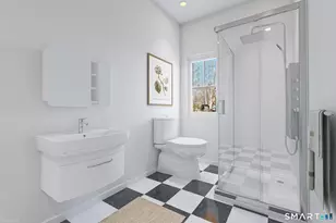 154A Long Meadow Hill Rd, Brookfield, CT 06804 - Photo 9