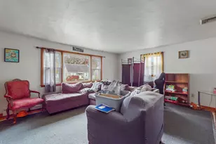 62 Rosemount Ave, Waterbury, CT 06708 - Photo 7