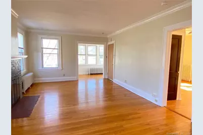 51 Bretton Road #Second Floor, West Hartford, CT 06119 - Photo 7