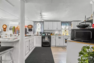 9 Tunxis Place, Simsbury, CT 06081 - Photo 21