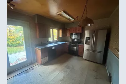 16 Deepwood Drive, Cheshire, CT 06410 - Photo 5