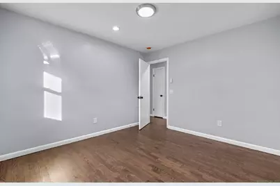 99 Roosevelt Avenue, West Haven, CT 06516 - Photo 9