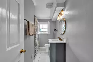 8 Lakeview Rd, Brookfield, CT 06804 - Photo 19