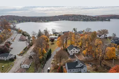 8 Lakeview Road, Brookfield, CT 06804 - Photo 3