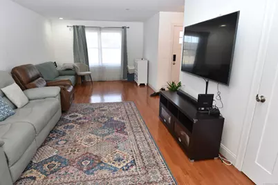 501 Old Village Circle, Windsor, CT 06095 - Photo 5