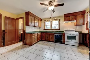 116 Albany St, Torrington, CT 06790 - Photo 9