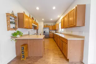 413 Mulligan Dr, Oxford, CT 06478 - Photo 15