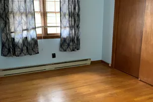 381 Chamberlain Hwy, Berlin, CT 06037 - Photo 21