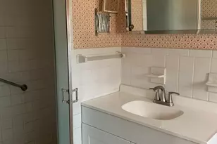 381 Chamberlain Hwy, Berlin, CT 06037 - Photo 19